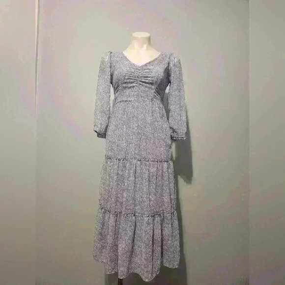 Sincerly Jules Dresses & Skirts - Lavender midi dress